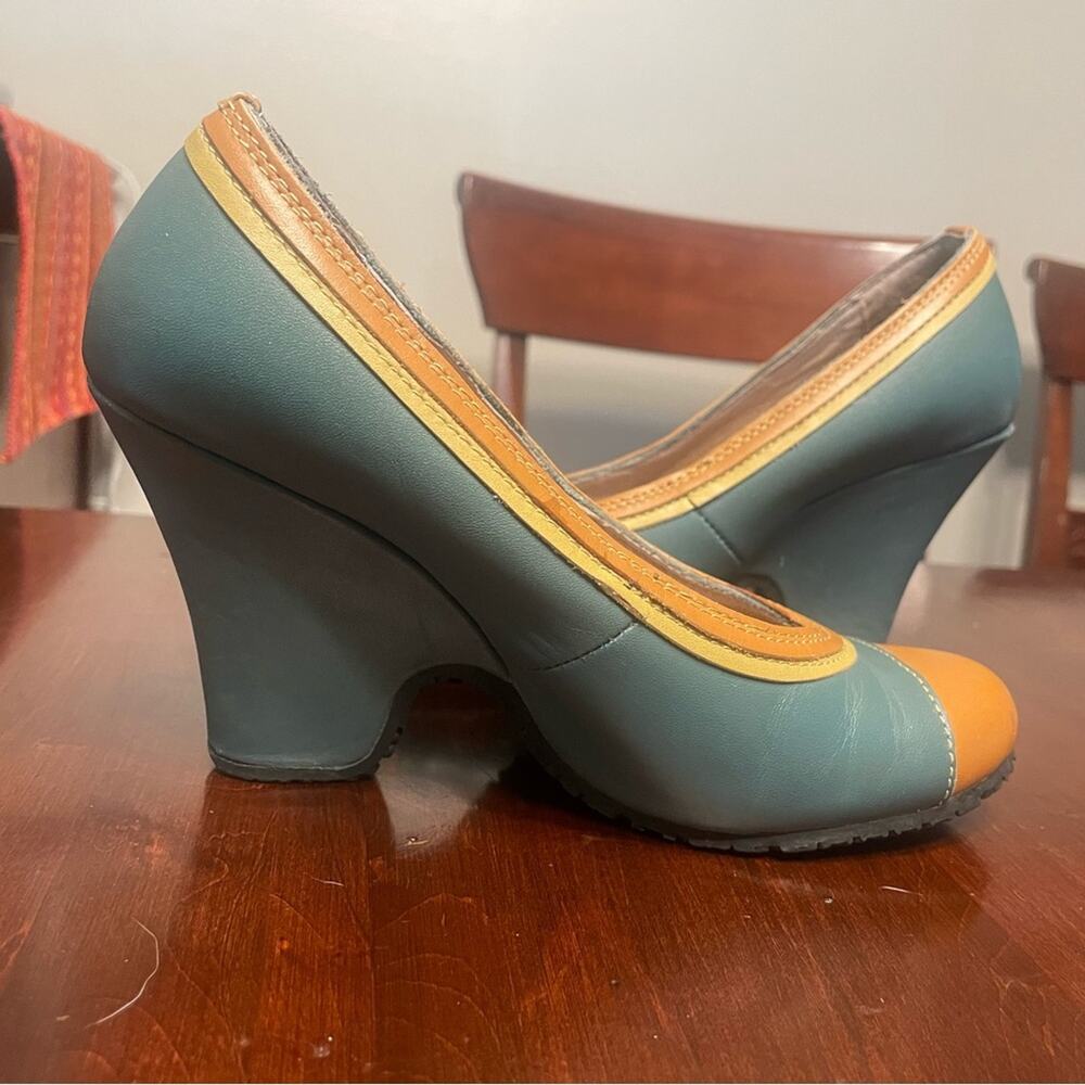 FLY GIRL-FLY LONDON-Vintage Steampunk blue tan Distressed Leather Heels-Sz 36 6